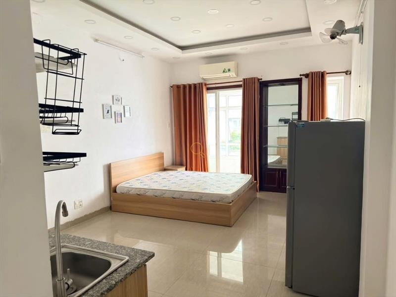 PHÒNG FULLY FURNISHED WITH BALCONY