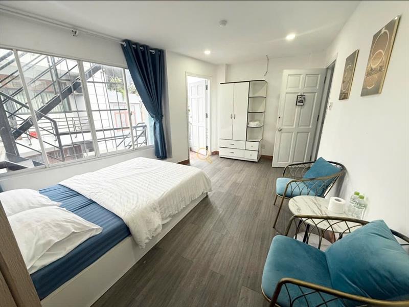 PHÒNG FULLY FURNISHED WITH BALCONY