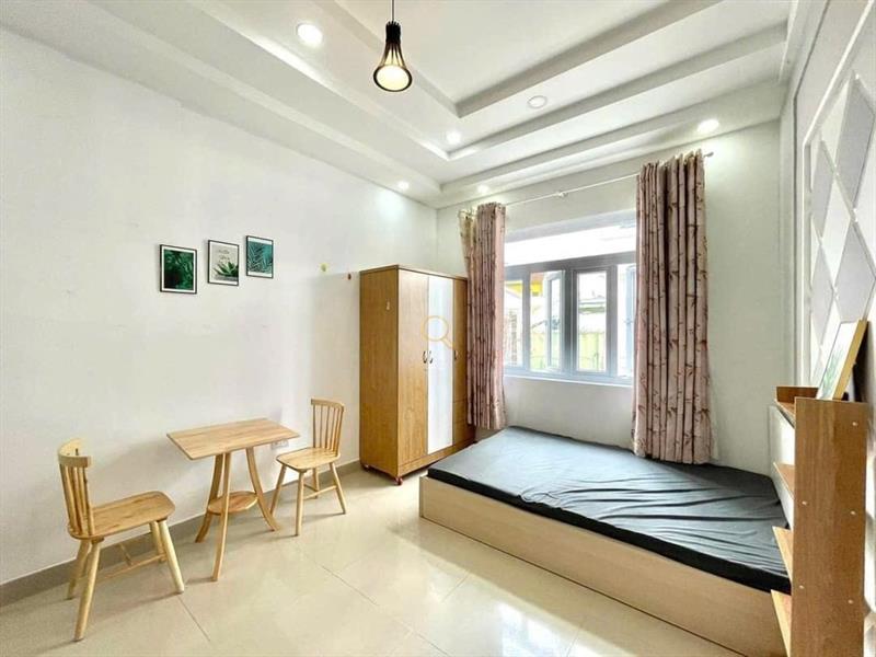 PHÒNG FULL NỘI THẤT CÓ CỬA SỔ