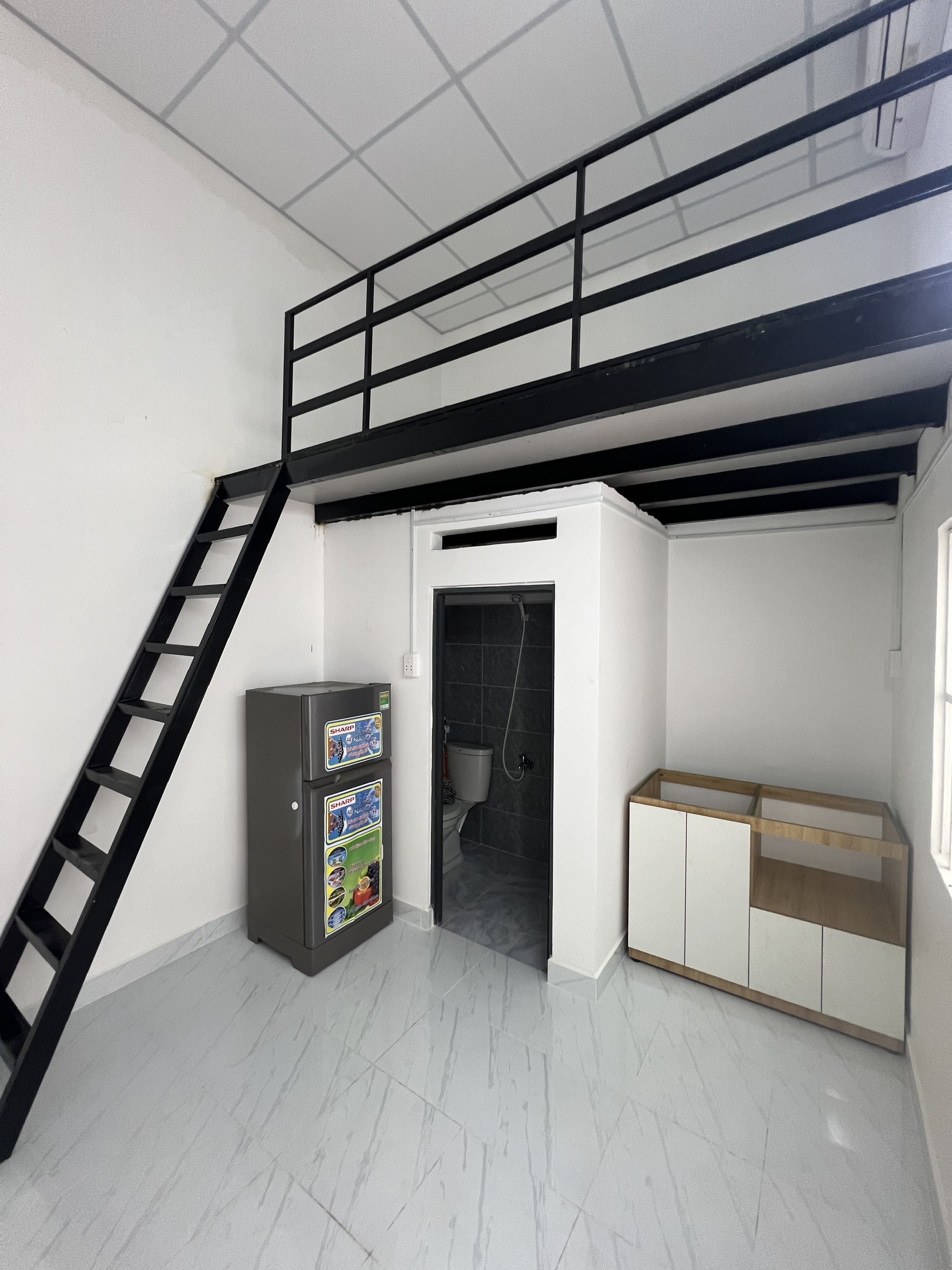 PHÒNG MEZZANINE NGON BỔ RẺ NGAY VHU