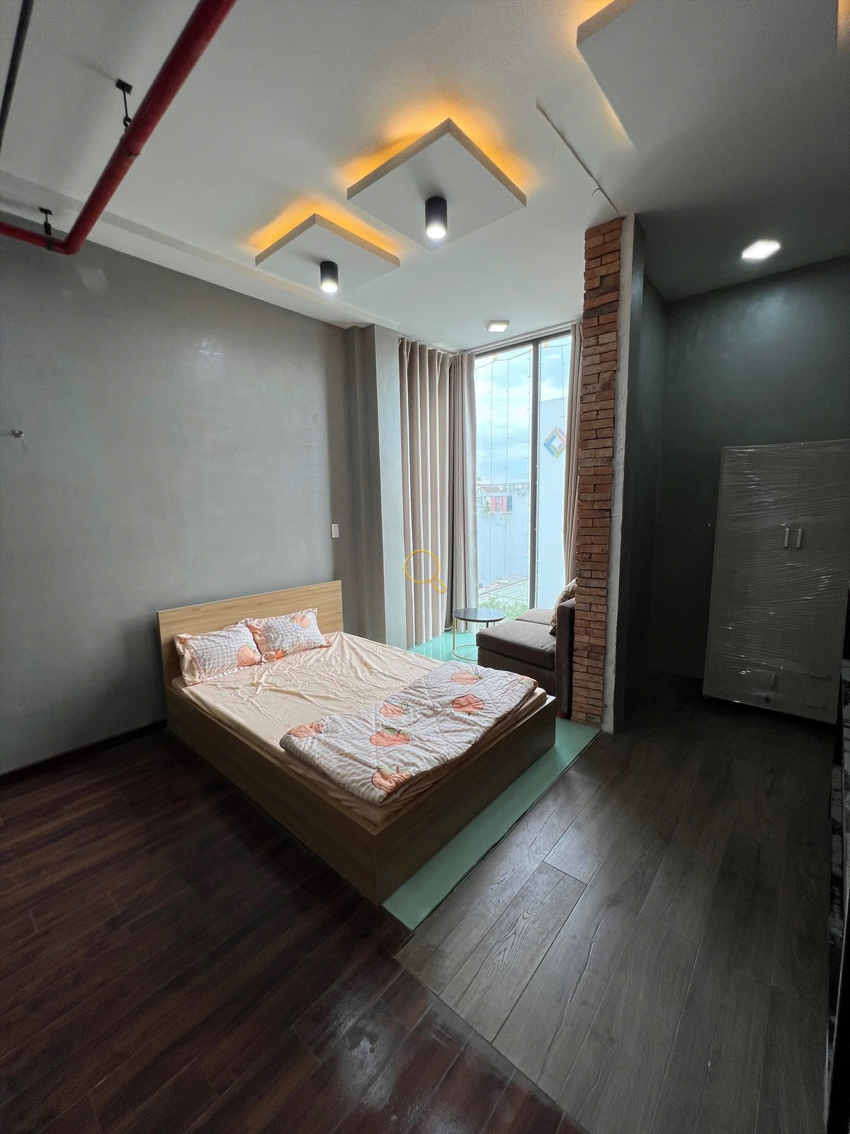 PHÒNG FULL NỘI THẤT CÓ BAN CÔNG
