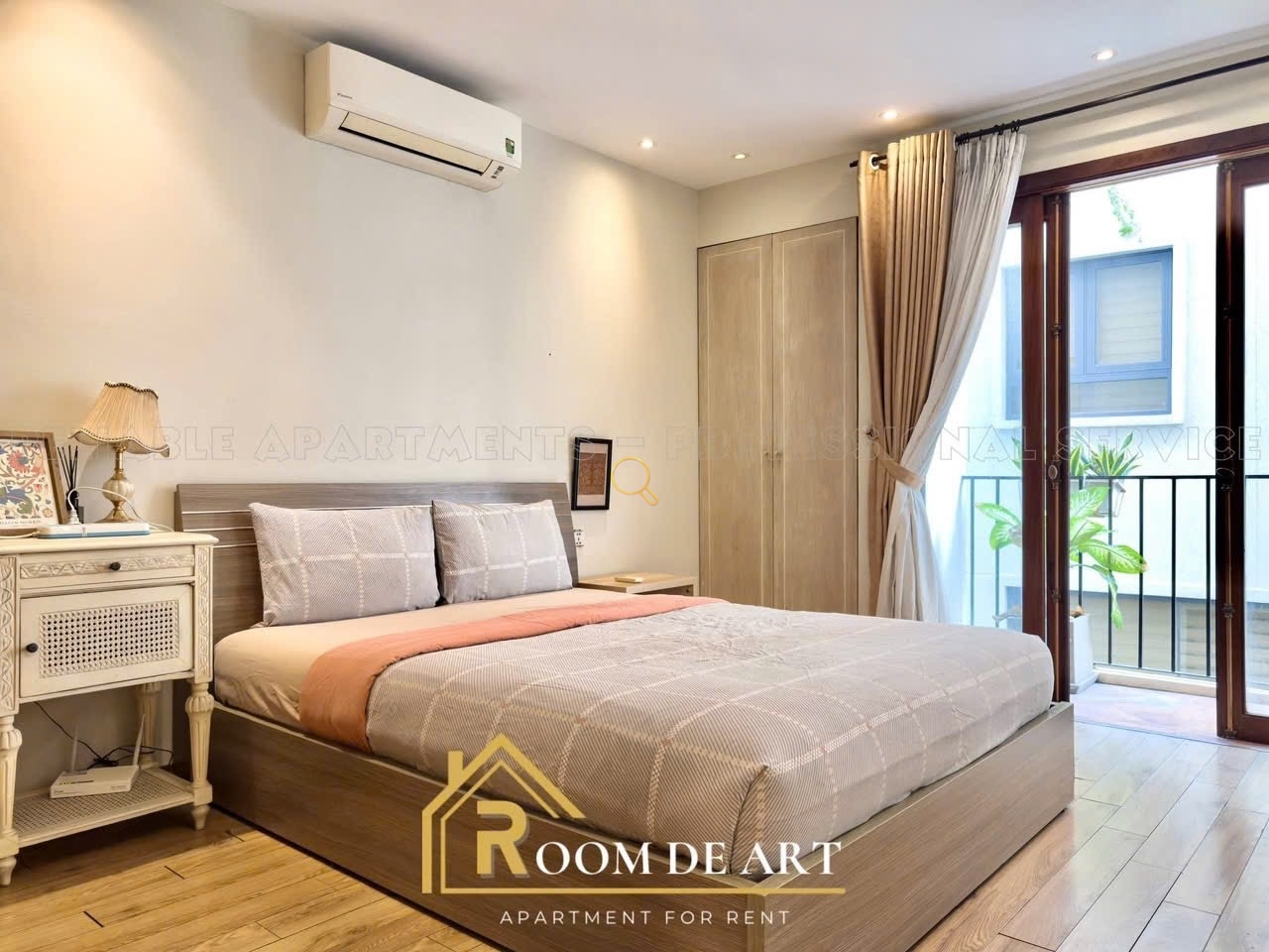 CĂN HỘ DỊCH VỤ FULL NỘI THẤT CÓ BAN CÔNG