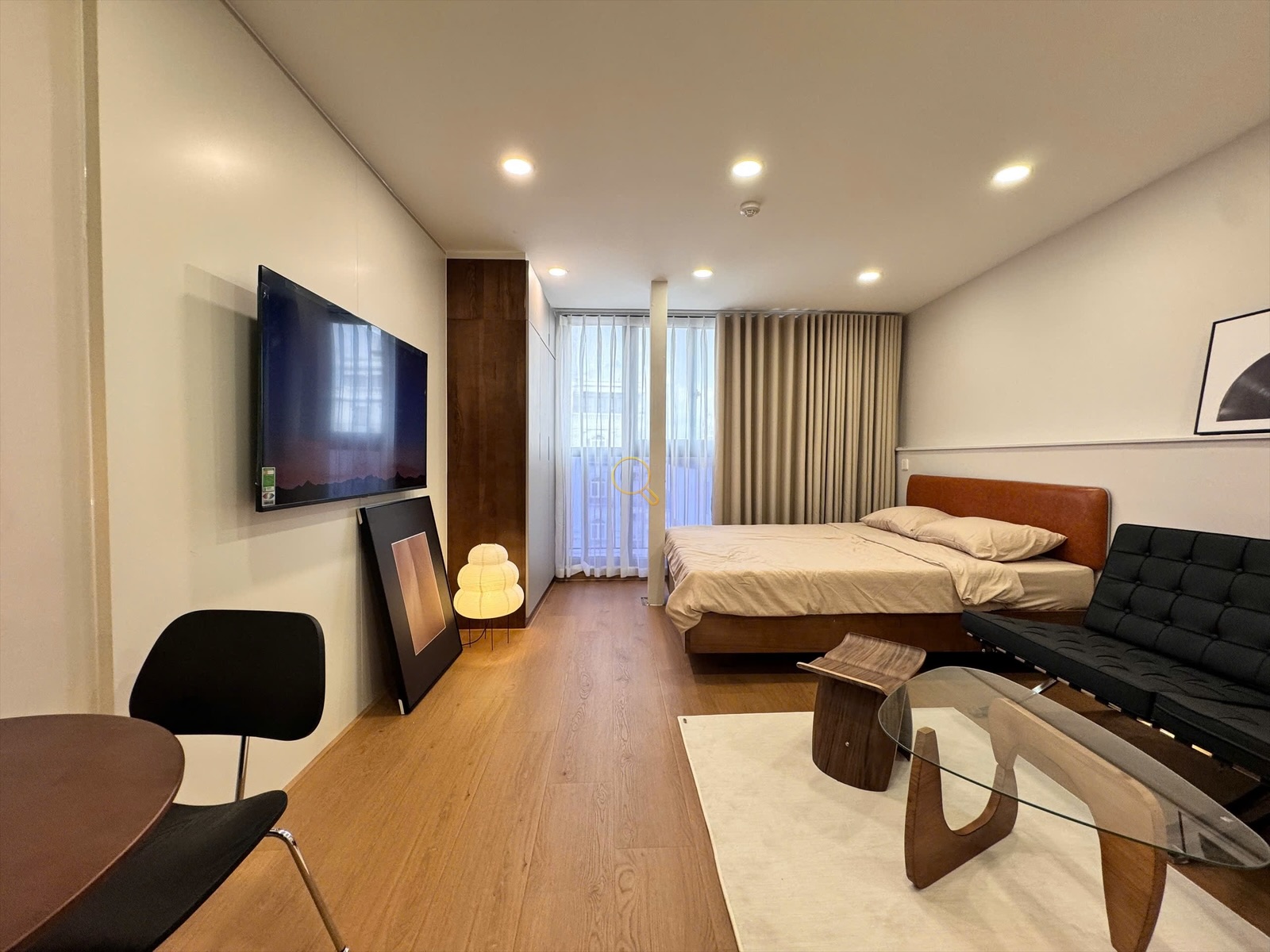 CĂN HỘ DỊCH VỤ FULL NỘI THẤT CÓ BAN CÔNG