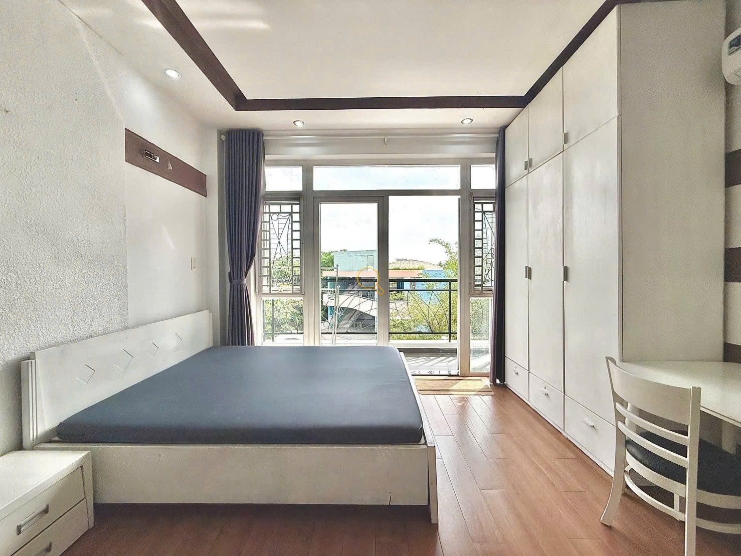 PHÒNG FULL NỘI THẤT MÁY GIẶT RIÊNG CÓ BAN CÔNG