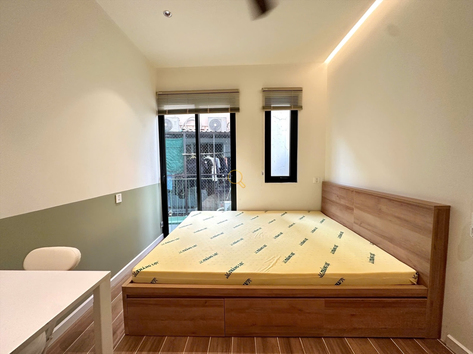 CĂN HỘ DỊCH VỤ FULL NỘI THẤT CÓ BAN CÔNG