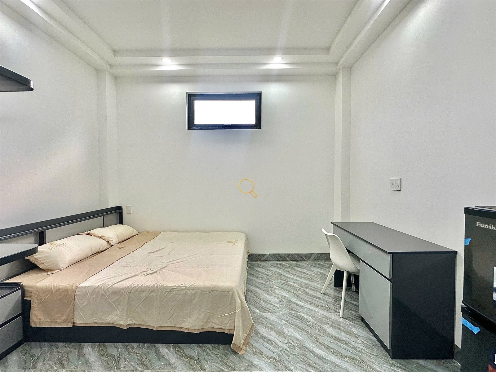 PHÒNG FULL NỘI THẤT CÓ CỬA SỔ
