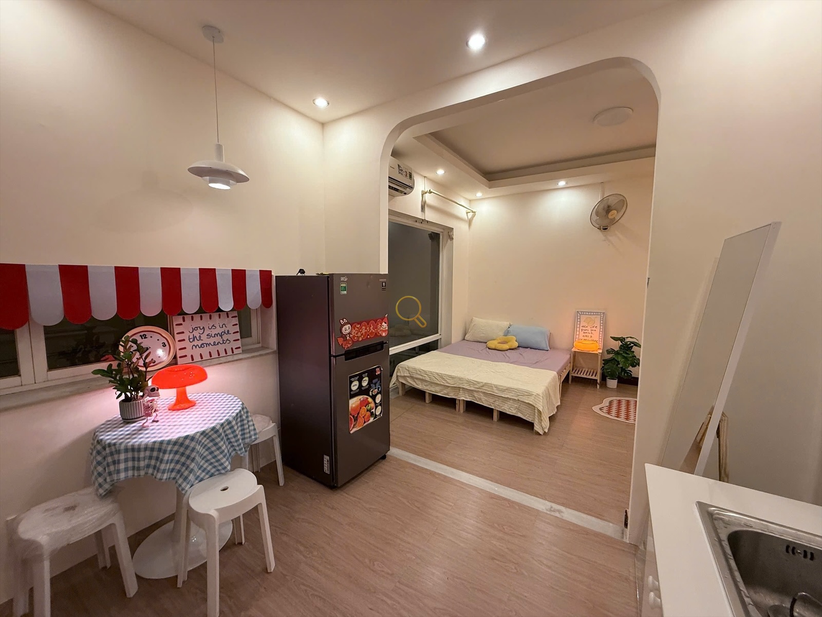 SERVICED APARTMENT FULLY FURNISHED WITH BALCONY