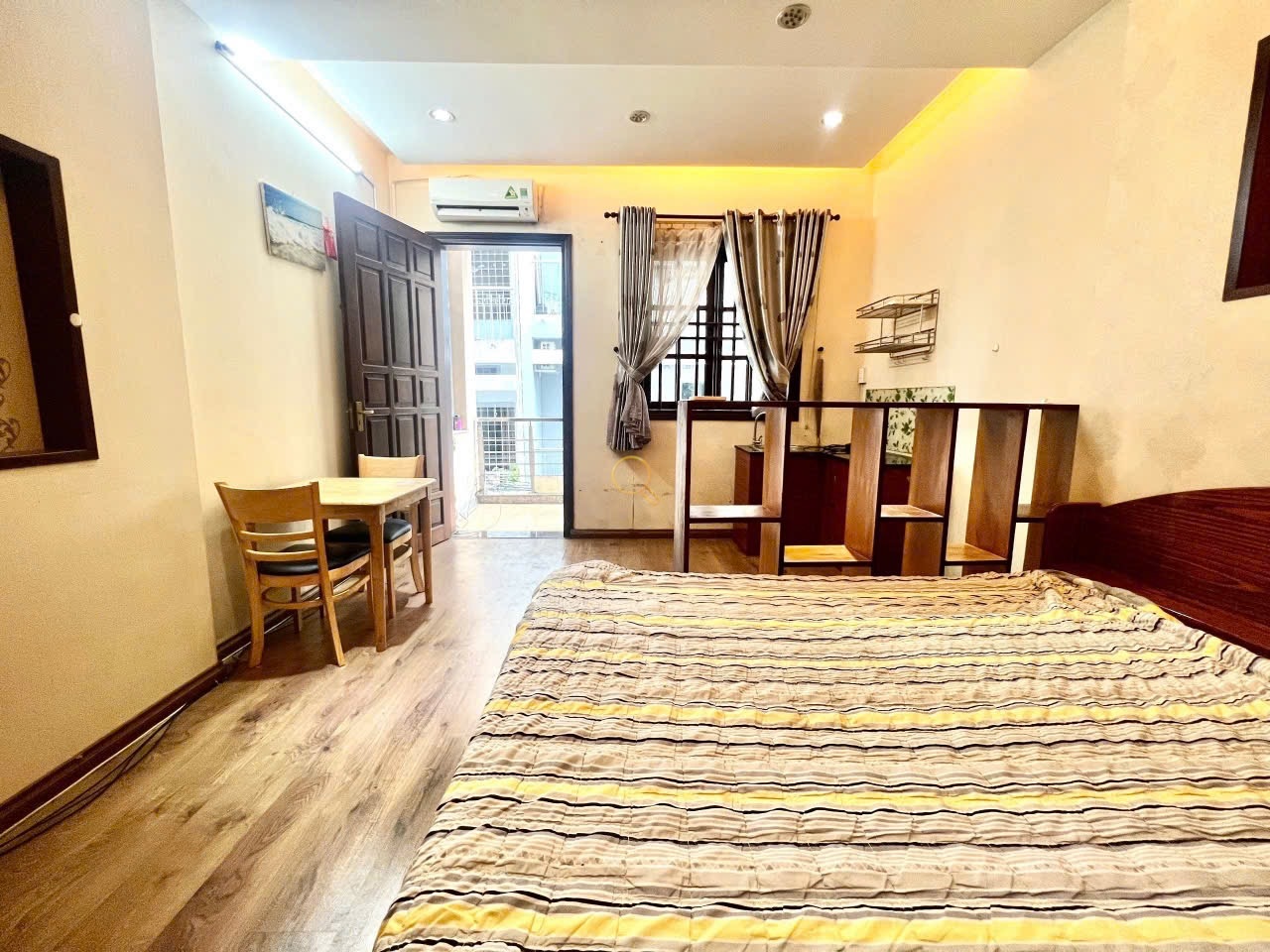 PHÒNG FULL NỘI THẤT MÁY GIẶT RIÊNG CÓ BAN CÔNG