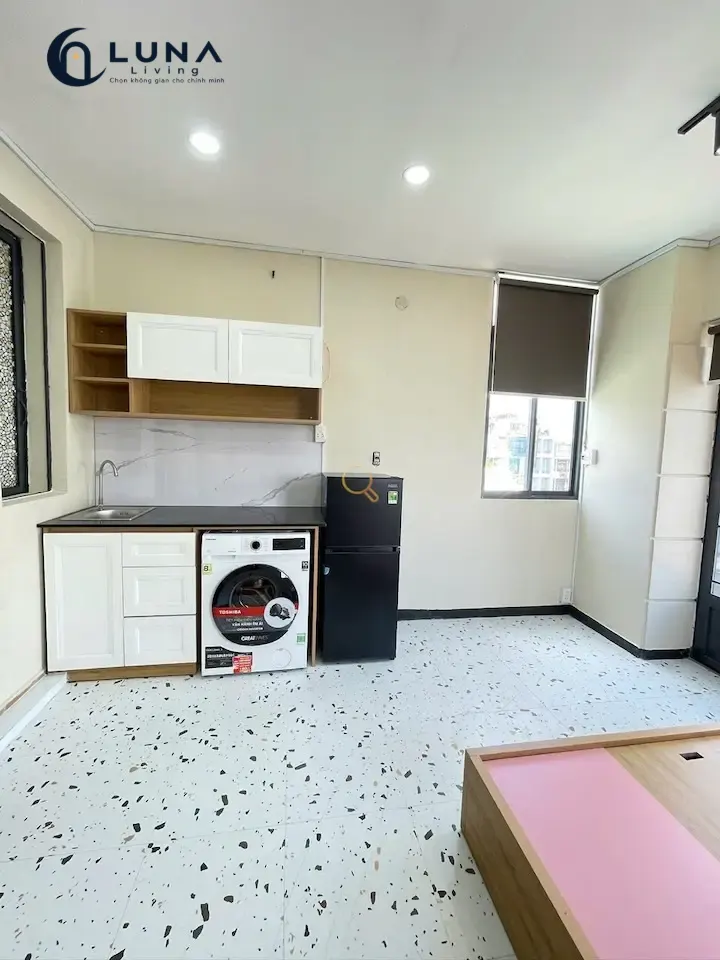 PHÒNG FULLY FURNISHED MÁY GIẶT RIÊNG WITH BALCONY