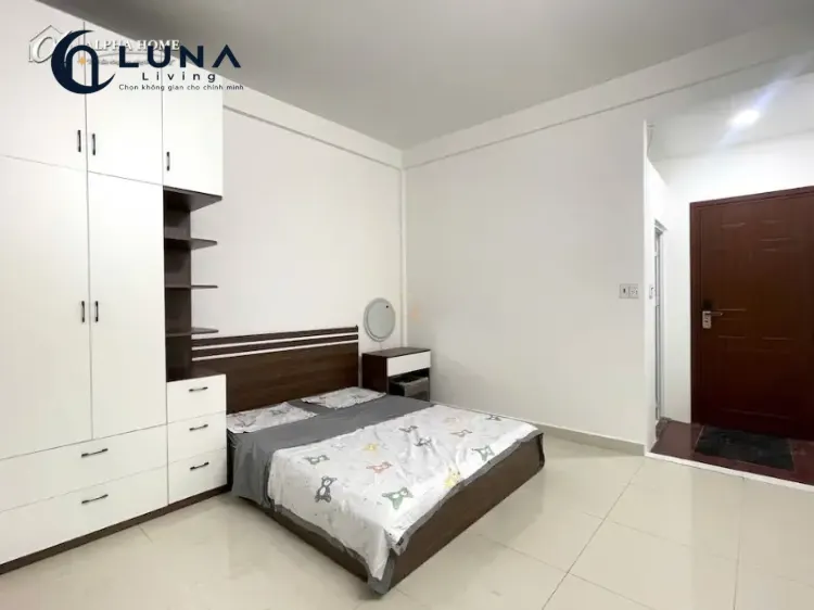 CĂN HỘ DỊCH VỤ FULL NỘI THẤT MÁY GIẶT RIÊNG CÓ BAN CÔNG