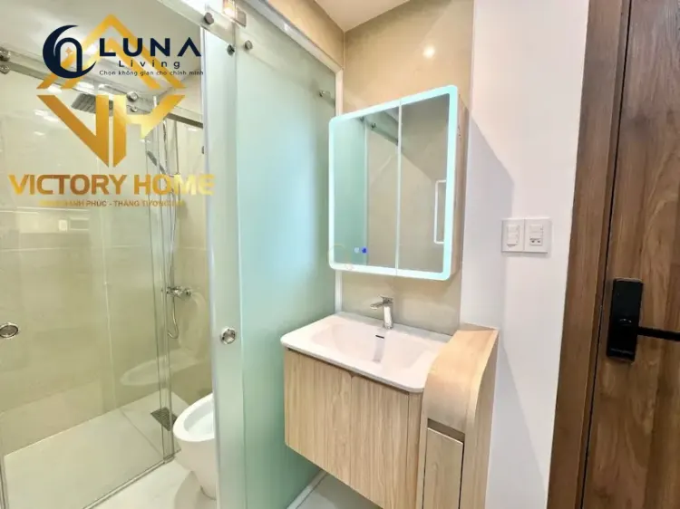 CĂN HỘ DỊCH VỤ FULL NỘI THẤT MÁY GIẶT RIÊNG CÓ BAN CÔNG