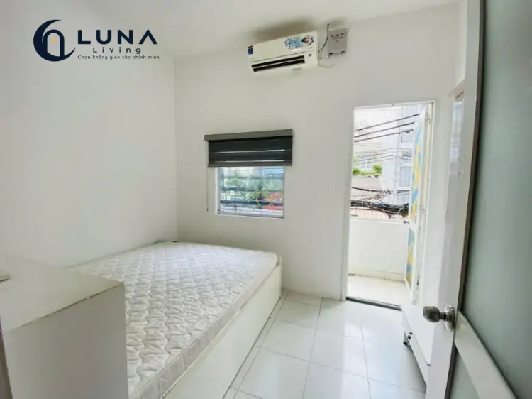 PHÒNG FULL NỘI THẤT CÓ BAN CÔNG