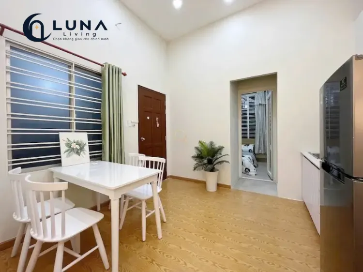 CĂN HỘ DỊCH VỤ FULL NỘI THẤT MÁY GIẶT RIÊNG CÓ CỬA SỔ