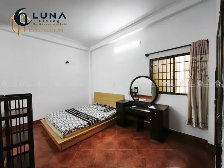 PHÒNG FULLY FURNISHED WITH WINDOW