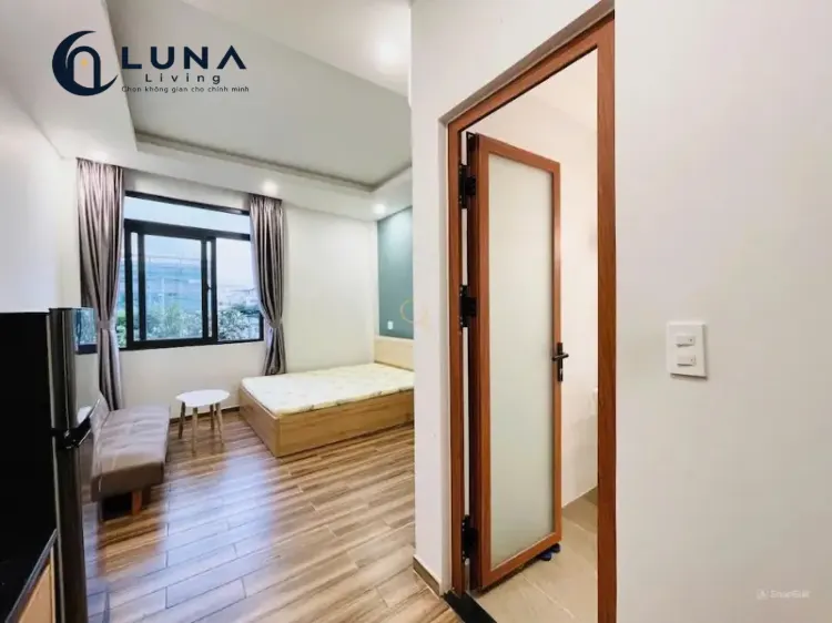 PHÒNG FULLY FURNISHED WITH WINDOW