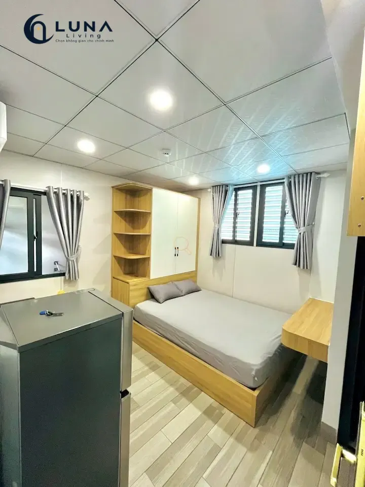PHÒNG FULL NỘI THẤT MÁY GIẶT RIÊNG CÓ CỬA SỔ