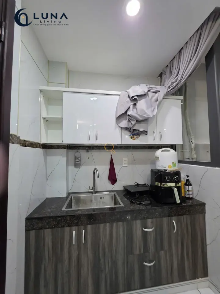 PHÒNG FULL NỘI THẤT CÓ CỬA SỔ