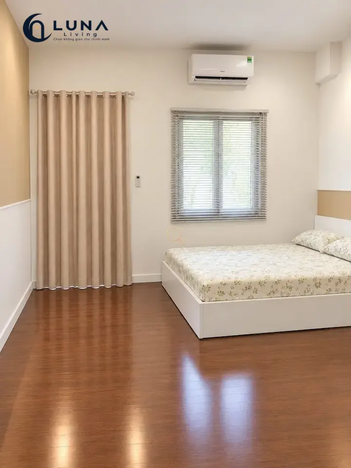 ROOM FULLY FURNISHED WITH BALCONY