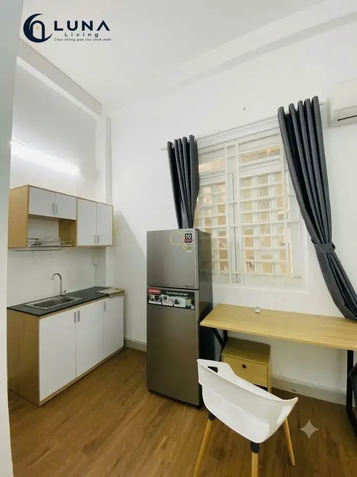 PHÒNG FULL NỘI THẤT CÓ CỬA SỔ