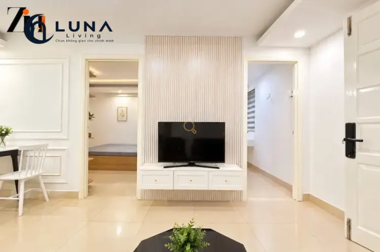 CĂN HỘ DỊCH VỤ FULL NỘI THẤT MÁY GIẶT RIÊNG CÓ BAN CÔNG