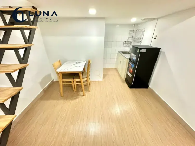PHÒNG FULL NỘI THẤT CÓ CỬA SỔ