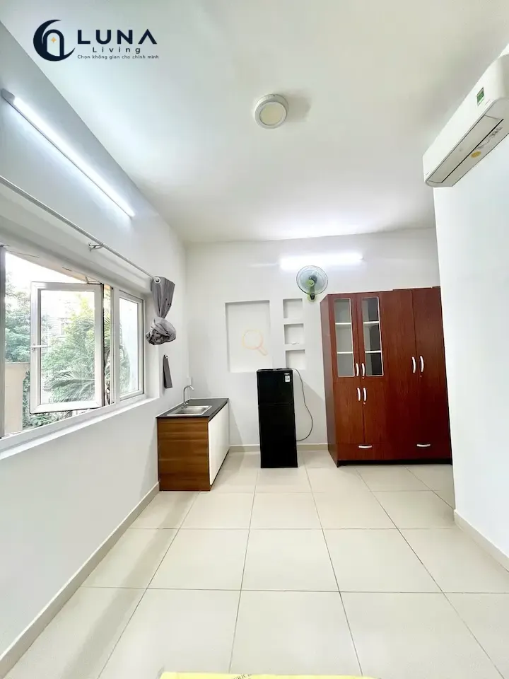 PHÒNG FULL NỘI THẤT CÓ CỬA SỔ