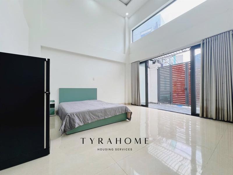PHÒNG FULLY FURNISHED WITH BALCONY