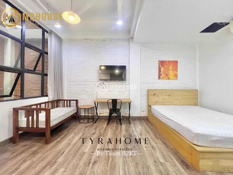 SERVICED APARTMENT FULLY FURNISHED WITH WINDOW