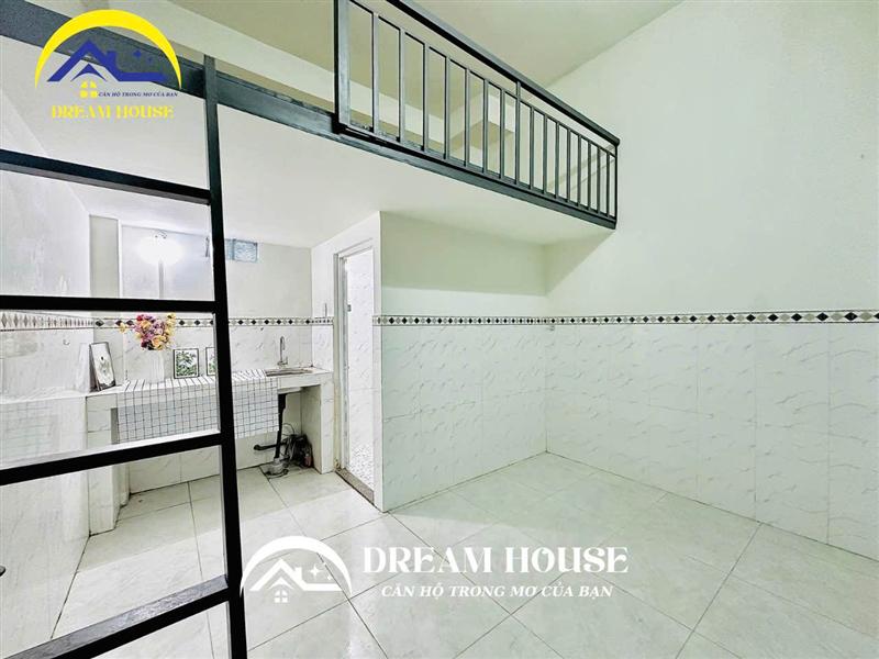 PHÒNG MEZZANINE XINH AFFORDABLE NEAR HUIT