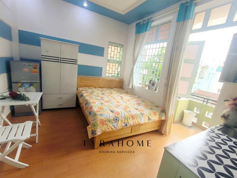 PHÒNG FULL NỘI THẤT CÓ BAN CÔNG