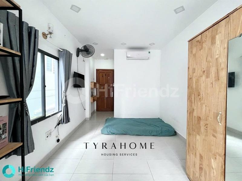 PHÒNG FULLY FURNISHED WITH BALCONY