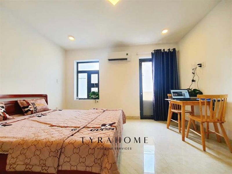 PHÒNG FULLY FURNISHED WITH WINDOW