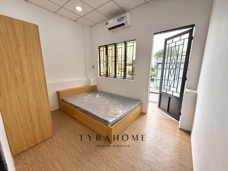 SERVICED APARTMENT FULLY FURNISHED WITH BALCONY