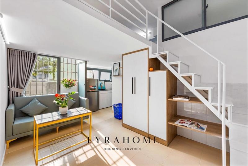 PHÒNG FULLY FURNISHED WITH BALCONY