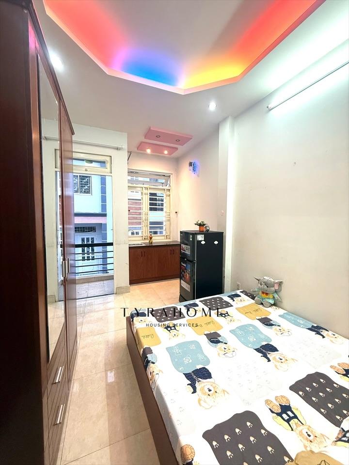 PHÒNG FULL NỘI THẤT CÓ BAN CÔNG