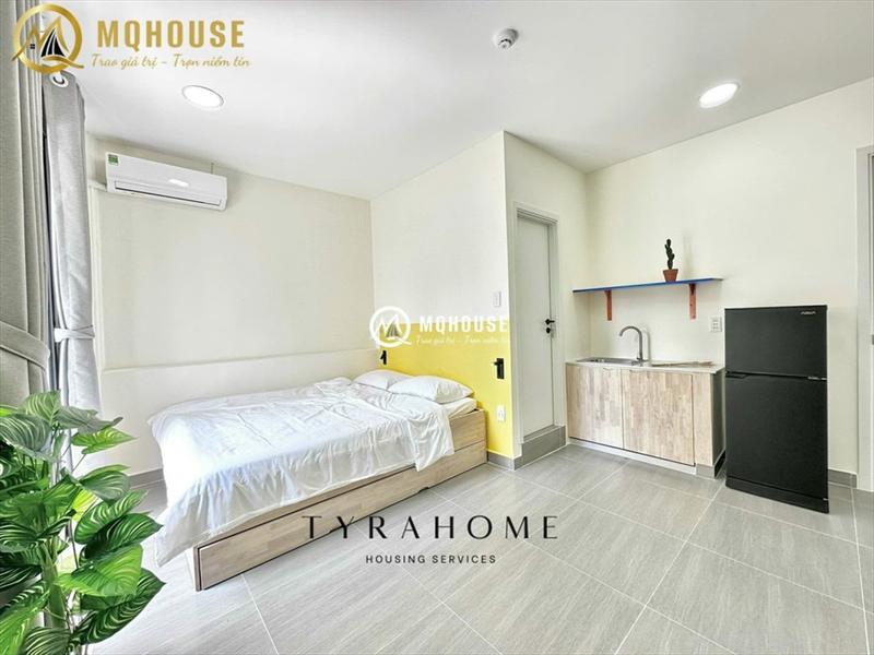 PHÒNG FULLY FURNISHED WITH BALCONY