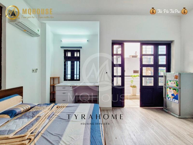 PHÒNG FULL NỘI THẤT CÓ BAN CÔNG