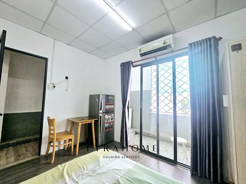 SERVICED APARTMENT FULLY FURNISHED WITH BALCONY