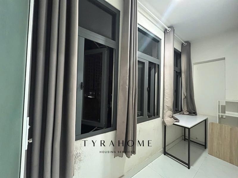 PHÒNG FULLY FURNISHED WITH WINDOW