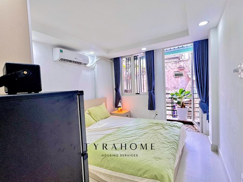 PHÒNG FULLY FURNISHED WITH BALCONY