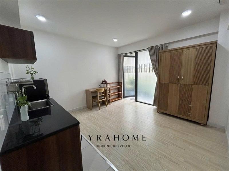 PHÒNG FULLY FURNISHED MÁY GIẶT RIÊNG WITH BALCONY
