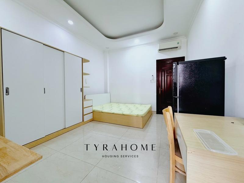 PHÒNG FULLY FURNISHED MÁY GIẶT RIÊNG WITH BALCONY