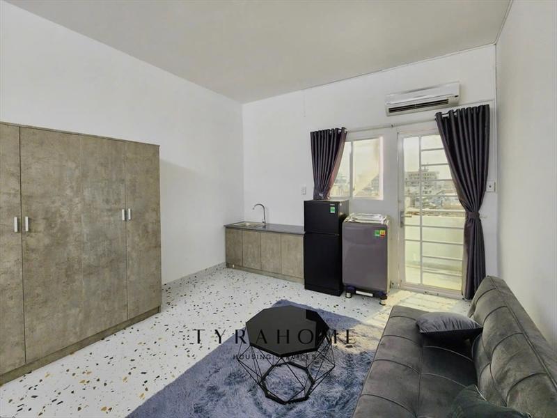 PHÒNG FULL NỘI THẤT CÓ BAN CÔNG