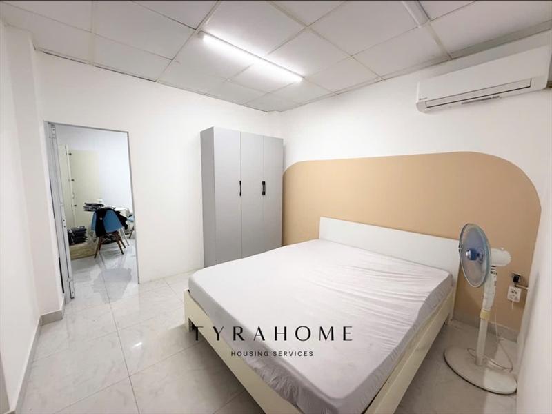 PHÒNG FULLY FURNISHED WITH BALCONY