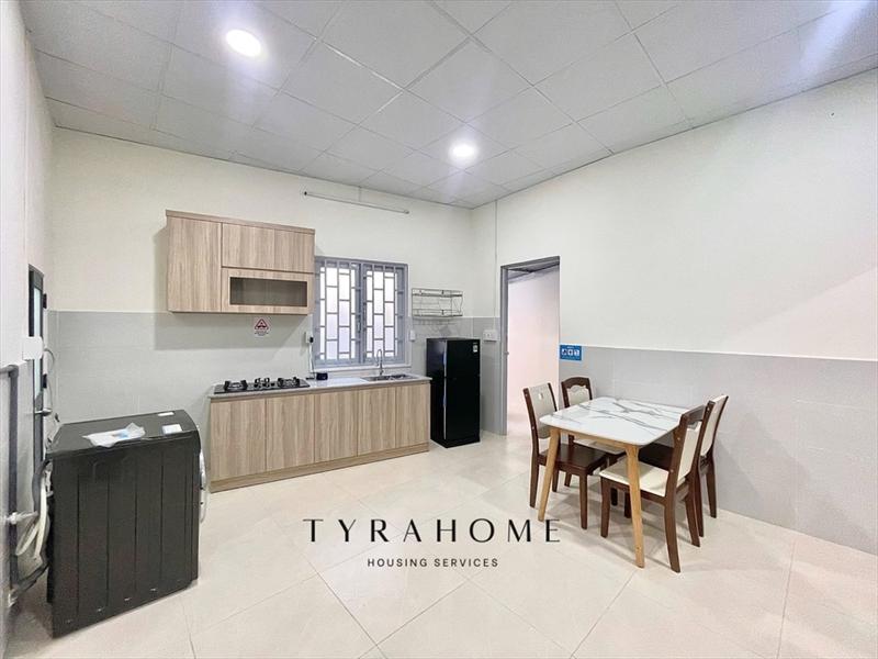 SERVICED APARTMENT FULLY FURNISHED WITH WINDOW