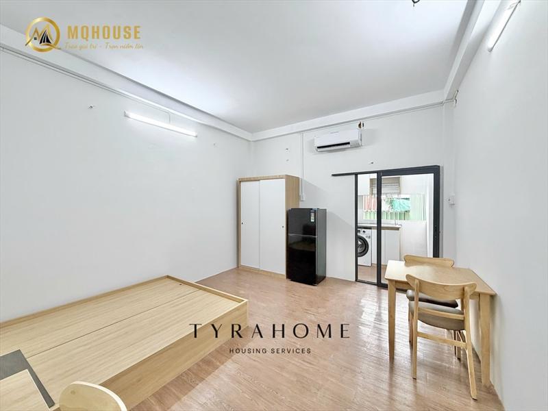 PHÒNG FULLY FURNISHED WITH WINDOW